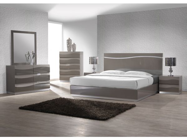 Chintaly Imports Delhi Contemporary High Gloss 4-Drawer Bedroom Chest in Gloss Gray